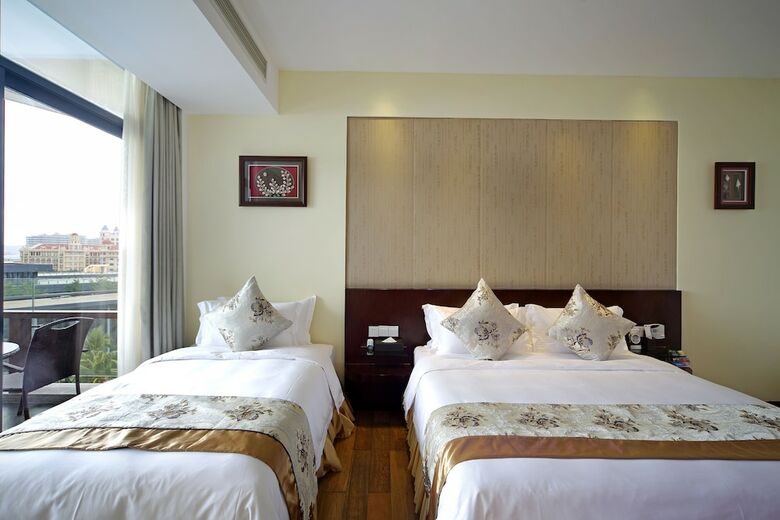 Sanya Serenity Coast Marina Hotel