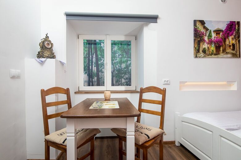 Apartamentos Rentplanet - Studio Wielopole 10