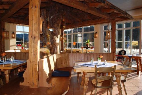 Hostal Gasthof Schwabenhof