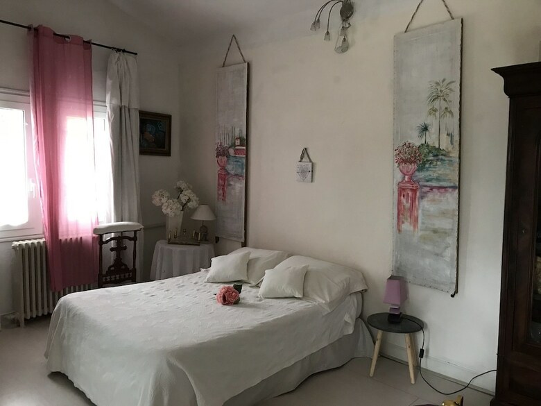 Hotel L'oustalounet Chambres D'hotes