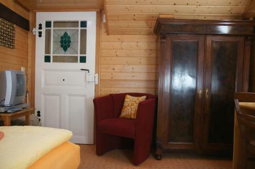 Hostal Apartmenthaus & Pension Antik