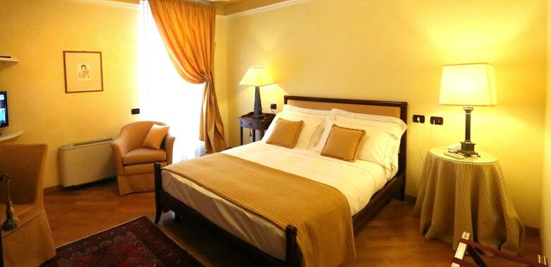 Hotel Albergo Castiglione Langhe