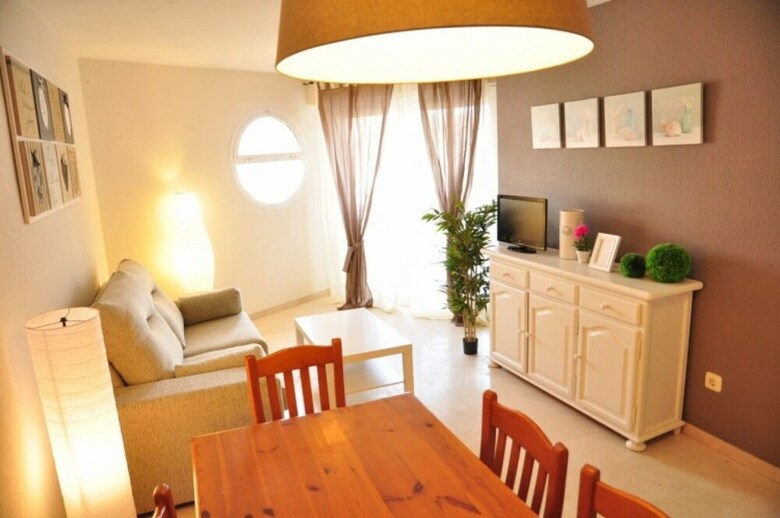 Apartamento Moderno Para 6 Personas En Cambrils