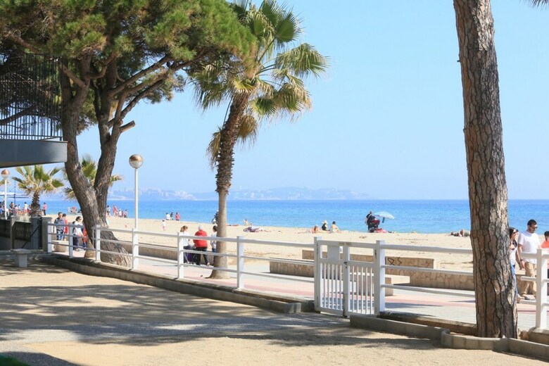 Apartamento Acogedor Para 6 Personas En Cambrils