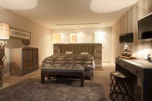 Hostal Hotel Strand Am K�nigshafen