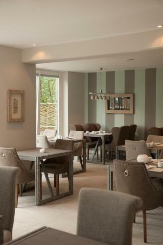 Hostal Hotel Strand Am K�nigshafen