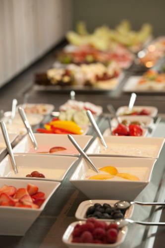 Hostal Hotel Strand Am K�nigshafen