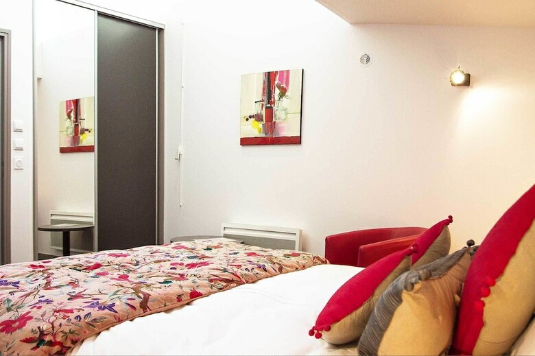 Hotel Chambres D'h�tes Les Pirondeaux