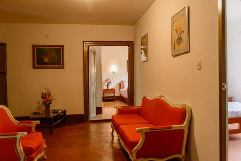 Hotel Hosteria Colonial La Cueva De Leo