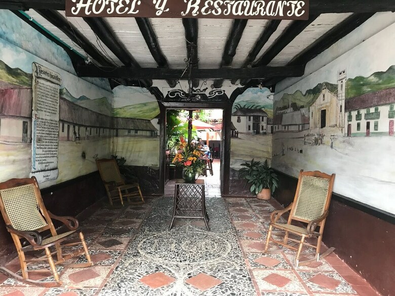 Hotel Hosteria Colonial La Cueva De Leo