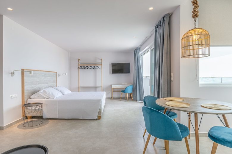 Eva Apartments