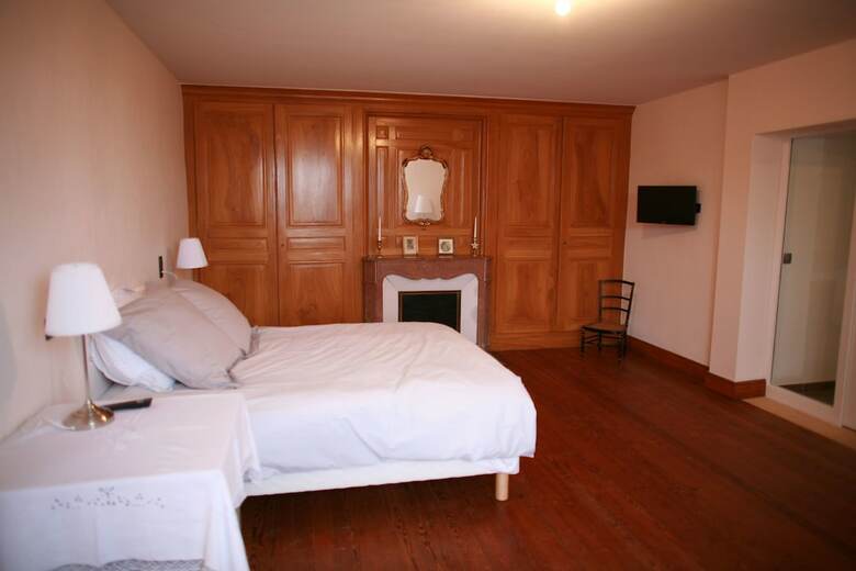 Hotel Les Chambres D'h�tes Du Pont De Pierre