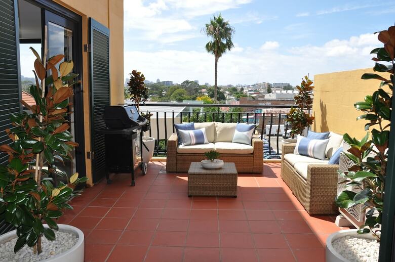 Sydney's Best 3 Bdrm Apartment W Parking