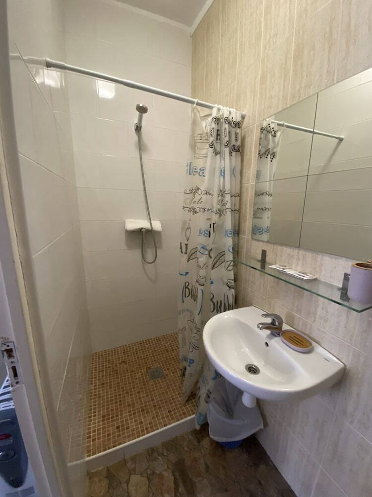 Wellamar Hotel & Apartments
