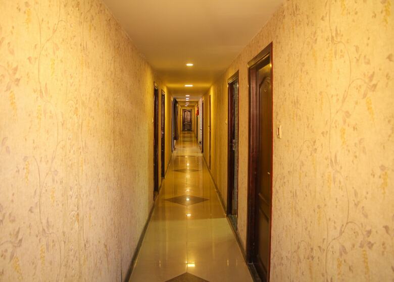 Hotel Desantosh Residency