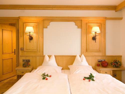 Hostal G�stehaus Wei�es R�ssl