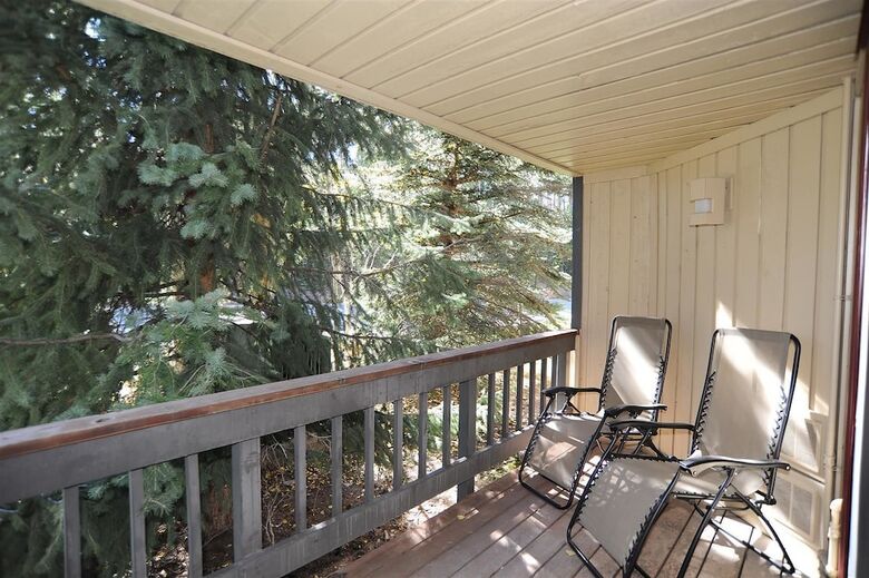 Atrium 104 (downtown Condos With On-site Hot Tub)