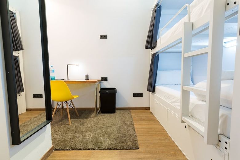 Hostal Airhostel Barcelona Aeropuerto