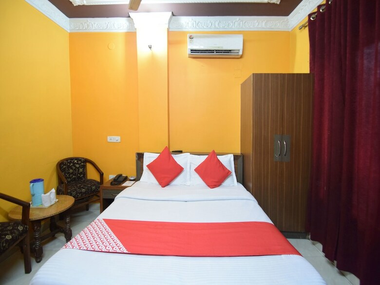 Apartamentos Oyo 11637 Hotel Novelty