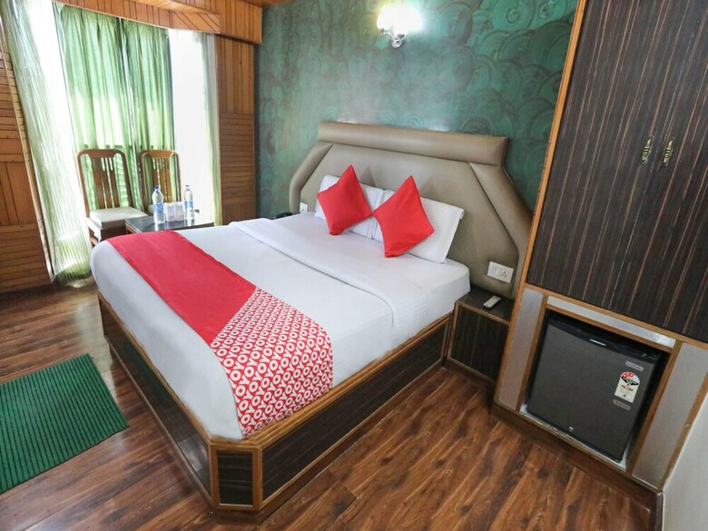 Hotel Oyo 12815 Hs Ram Bazar