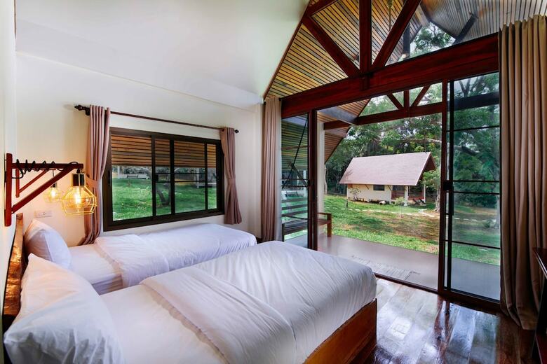 Hotel Phayamas Private Beach Resort
