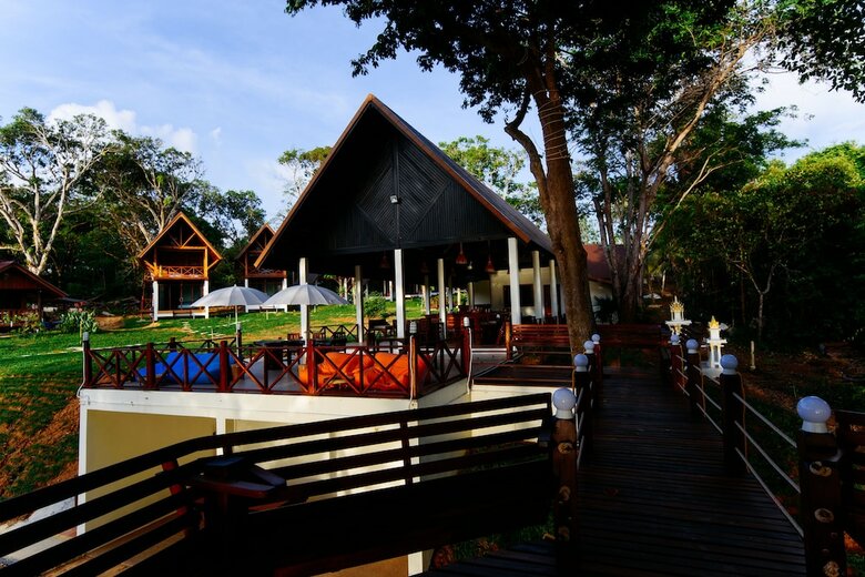 Hotel Phayamas Private Beach Resort