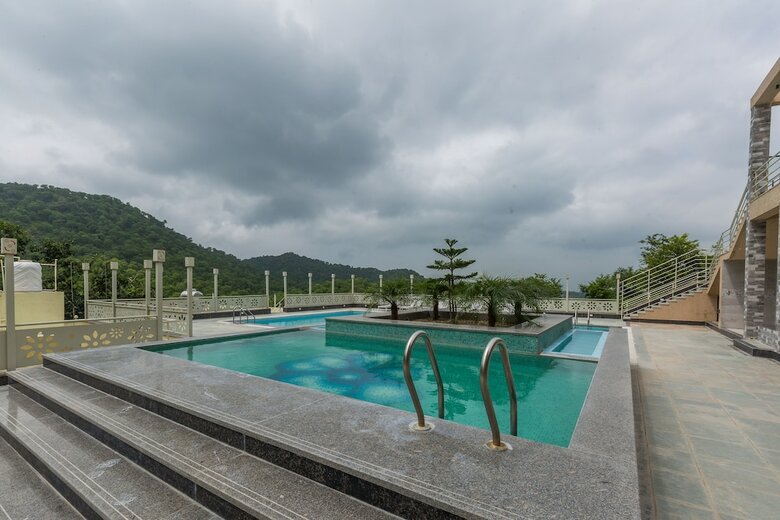 Hotel The G Mount Valley Resort & Spa