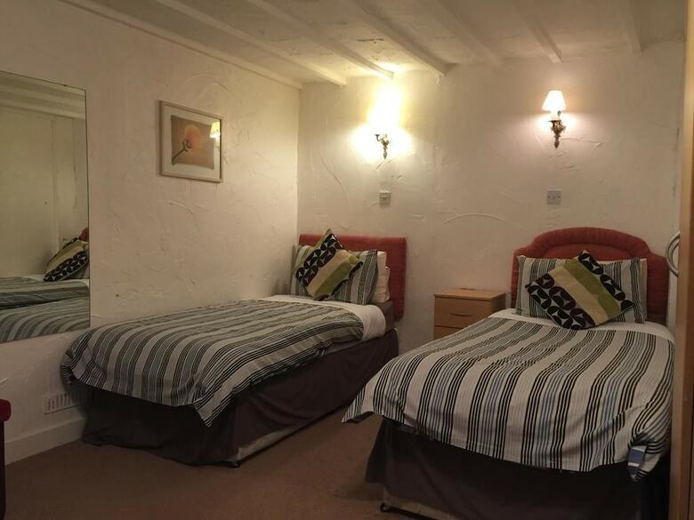 The Dragon Hotel And Restaurant