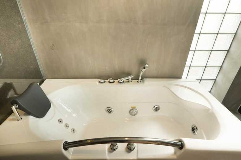 Luxury 4 Bedroom Villa Kamala