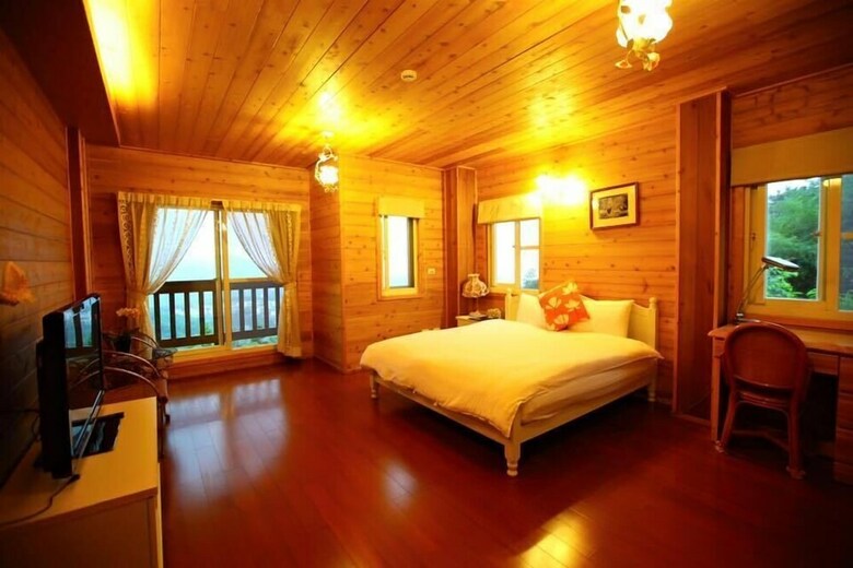 Hotel Sitou Flora's House B&B