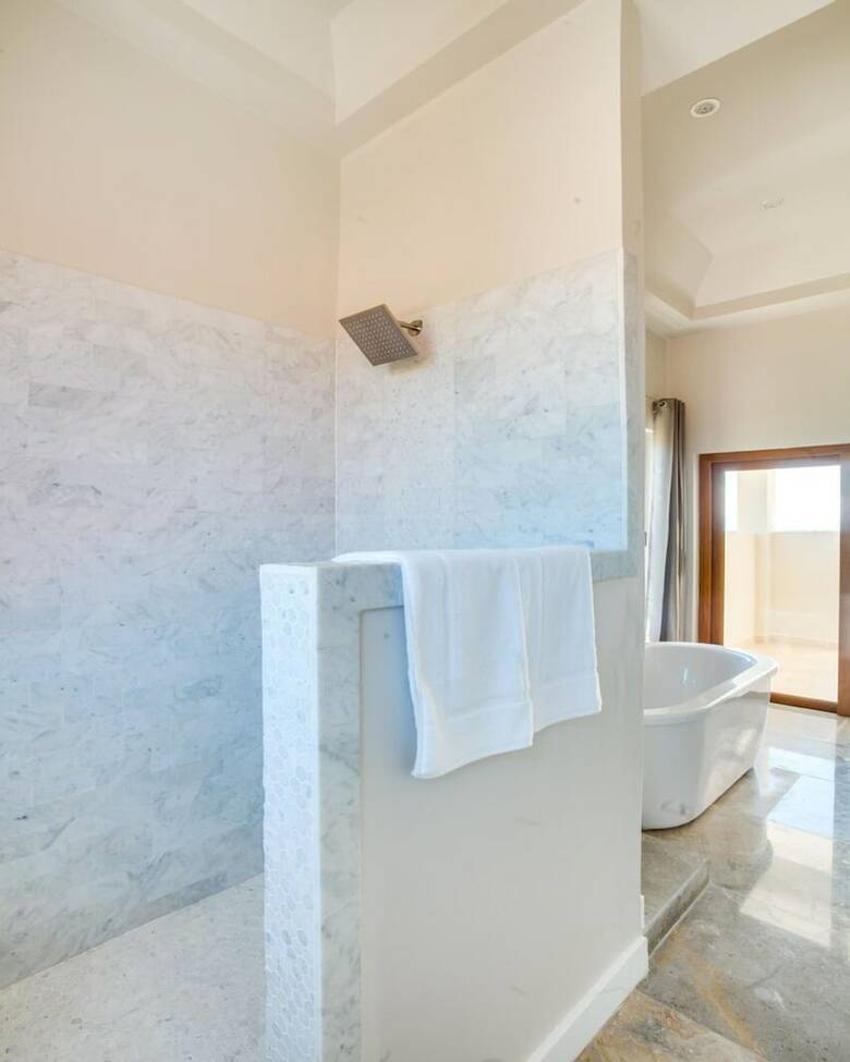 Villa Laguna Gecko