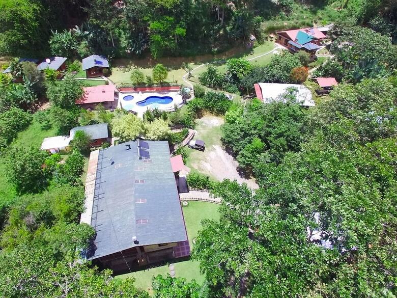 Hotel De Monta�a El Pelicano
