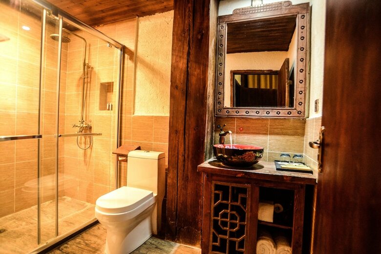 Shangrila E-outfutting Boutique Hotel