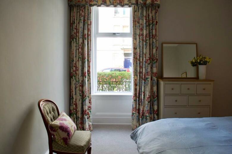 3 Bedroom Stockbridge Apartment