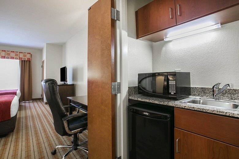 Hotel Comfort Suites Augusta Riverwatch