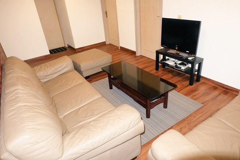 2 Bedroom Senayan Apartment By Travelio