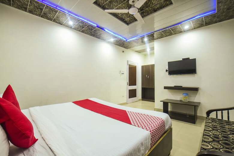 Oyo 7917 Hotel Sunbeam