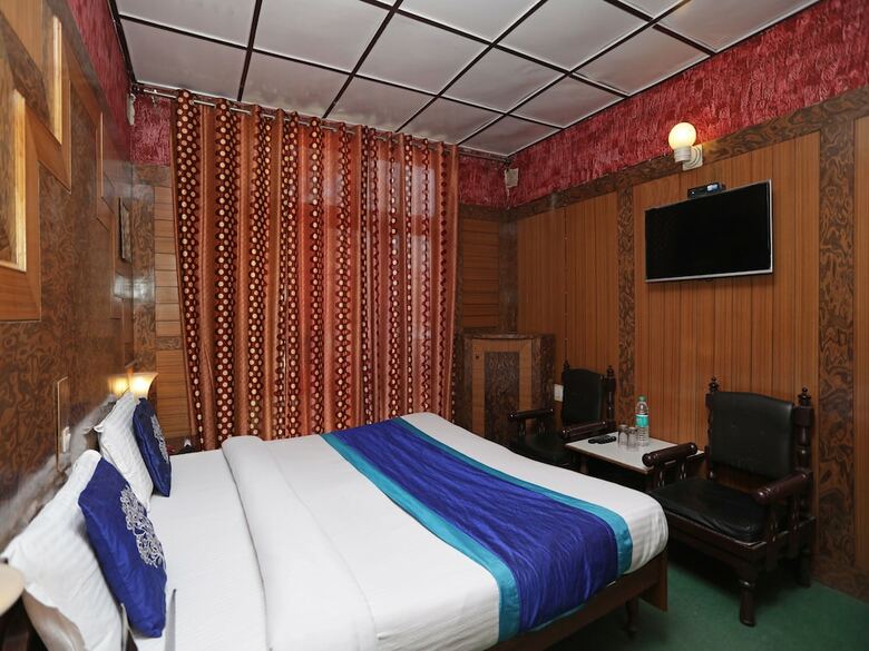 Oyo 12542 Hotel Ankur Plaza