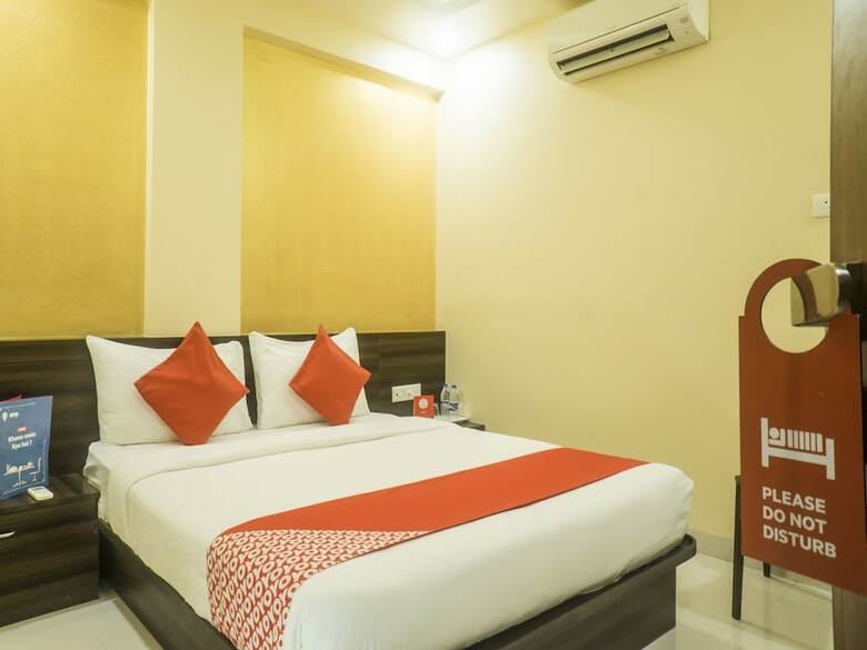 Hotel Oyo 11597 Aditi Executive