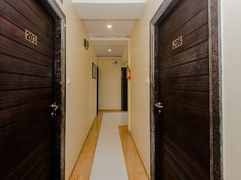 Oyo 4083 Hotel Alfa Grand