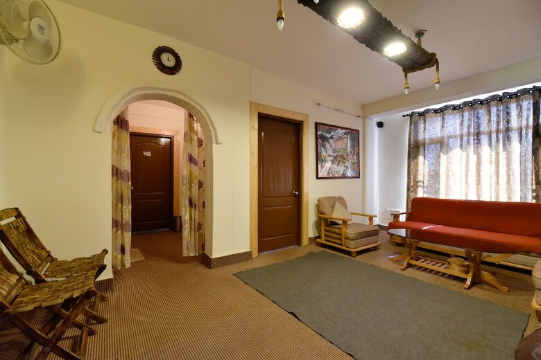 Oyo 13337 Home Valley View 2bhk Naggar Road