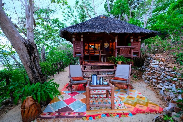 Hotel Bamboo Private Islands