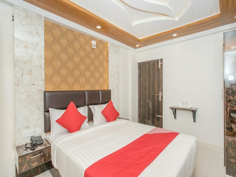 Hotel Oyo 11915 Varcity Park