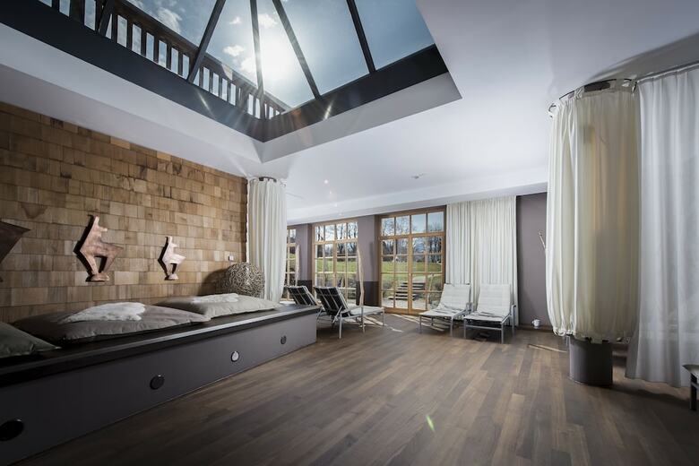 Hotel Q! Resort