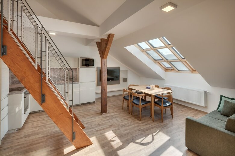 Louren Apartments