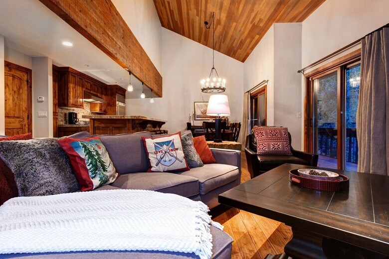 Abode On Doe Pass