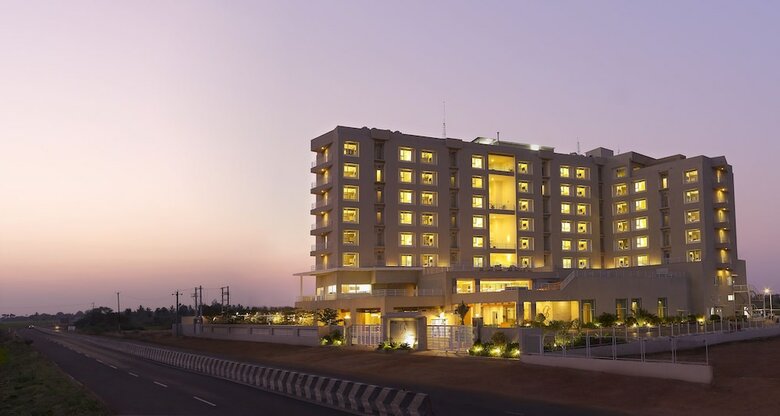 Hotel Grey Suit