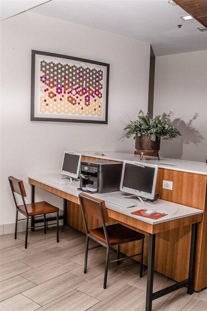 Hotel Holiday Inn Express Suites Beeville