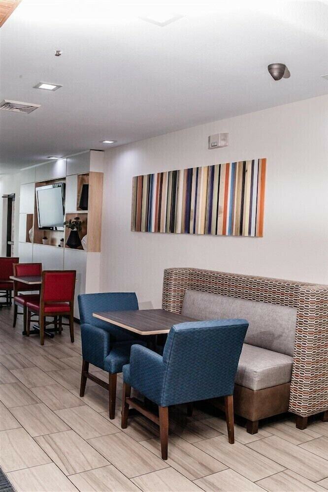 Hotel Holiday Inn Express Suites Beeville