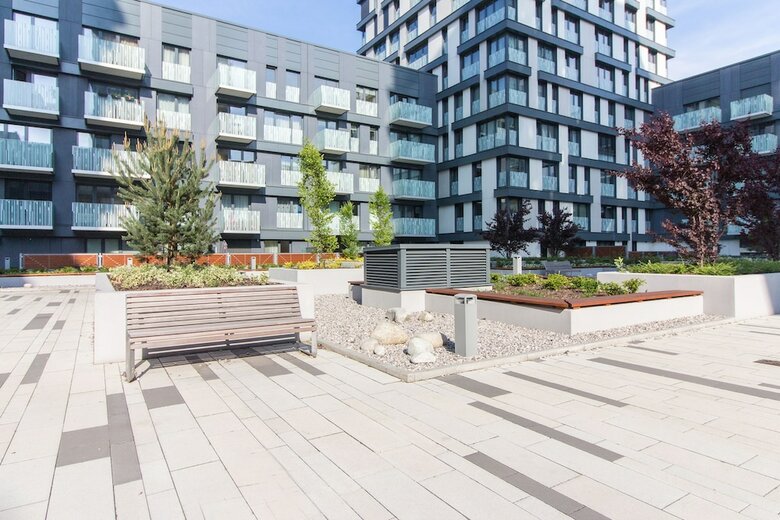 New Modern Apartment With Zizkov Parking